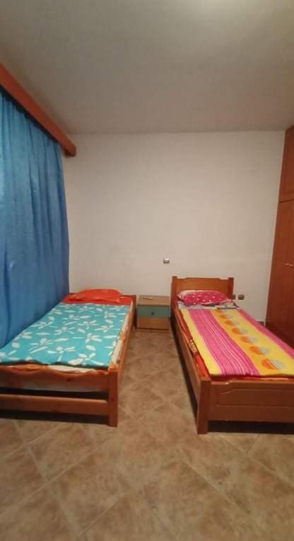 Melana Apartment Tirós Екстериор снимка