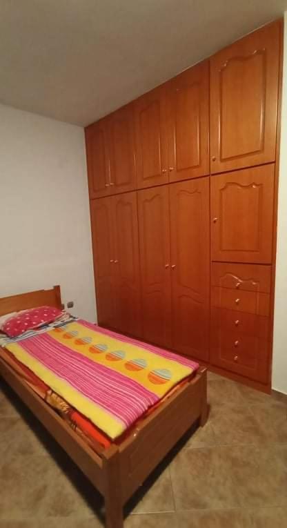 Melana Apartment Tirós Екстериор снимка